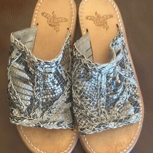 Freebird Willow Black/White Snake Woven Leather Huarache Slide Sandals Size 7